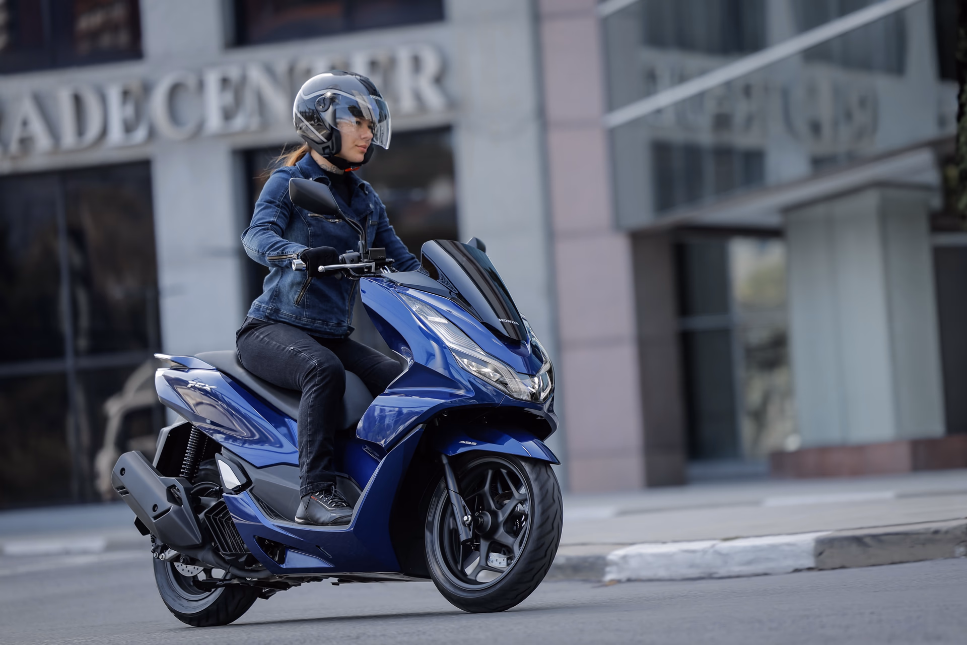 Honda PCX 2026 - Imagem 10 - 10 de 38