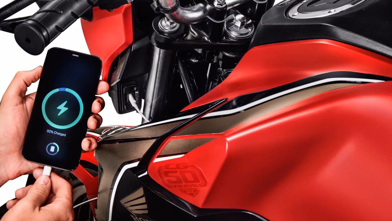 Moto Honda Nova Cg Comemorativa Vermelha Visao Carregador Usb C 0 - 18 de 24